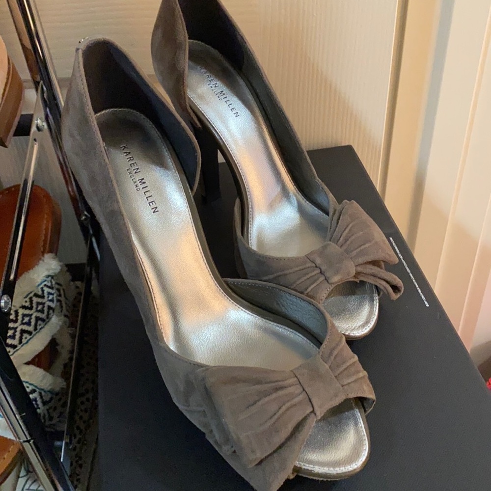 Karen Millen Suede Pumps